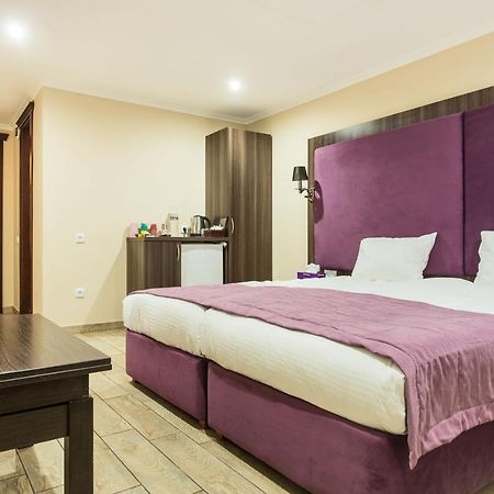 Hotel Baron Одеса Екстериор снимка