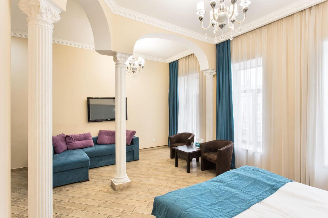 Hotel Baron Одеса Екстериор снимка