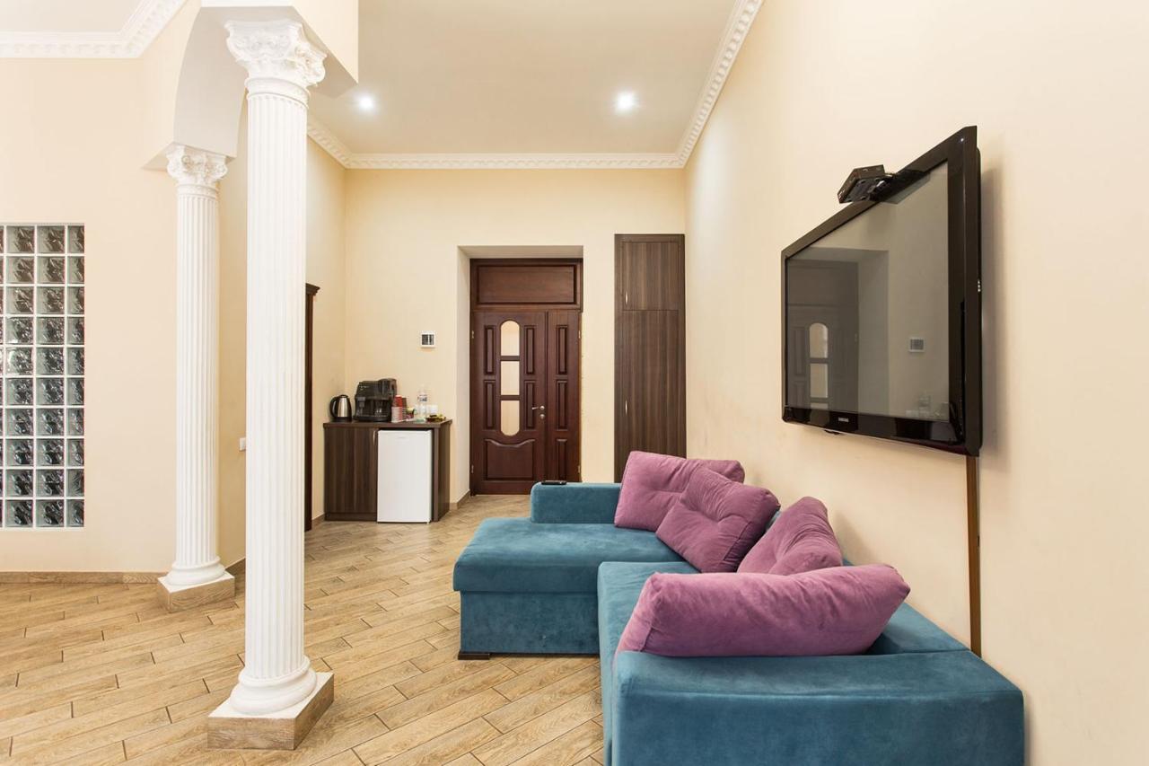 Hotel Baron Одеса Екстериор снимка