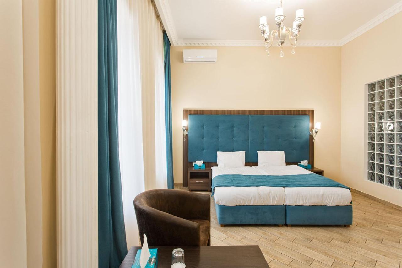 Hotel Baron Одеса Екстериор снимка