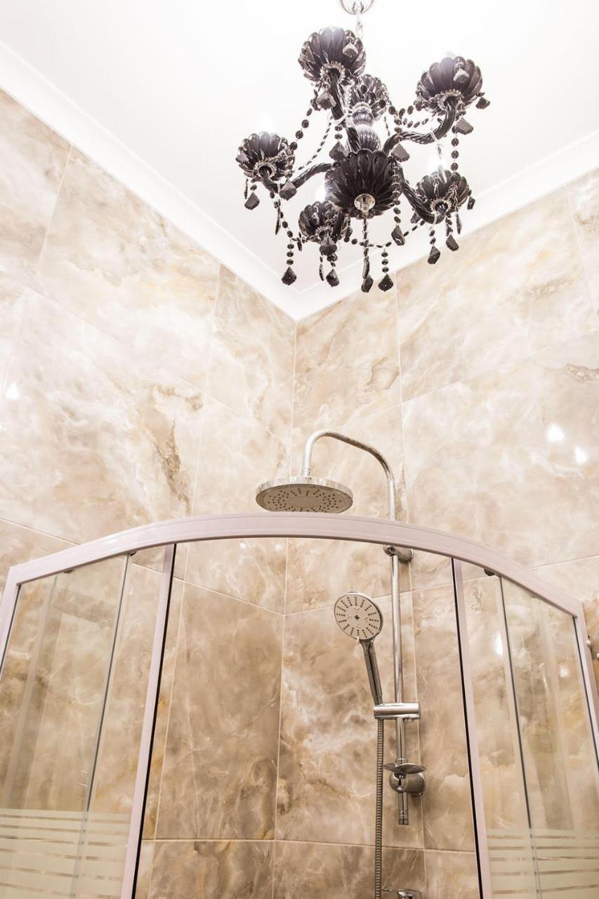 Hotel Baron Одеса Стая снимка