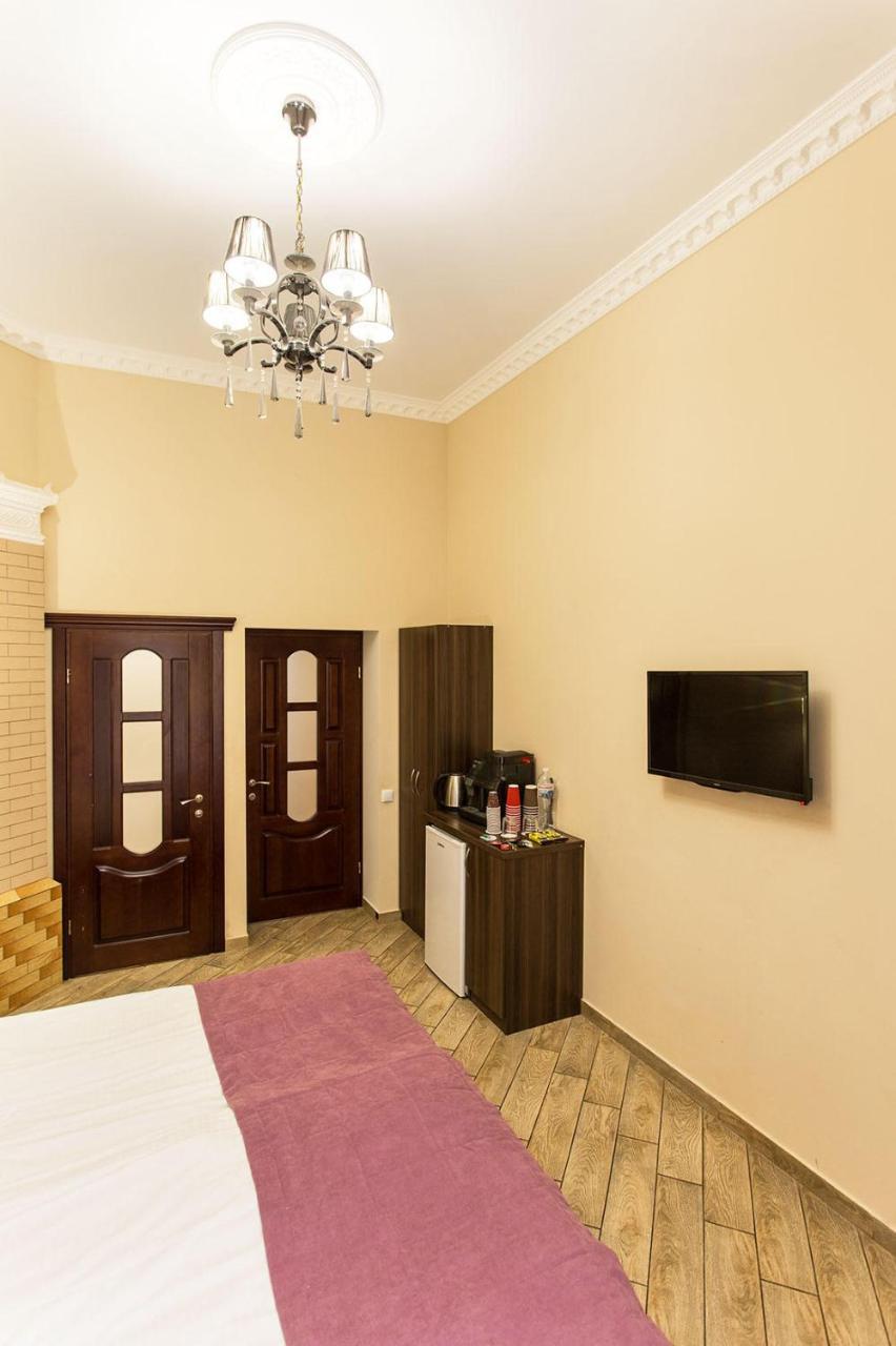 Hotel Baron Одеса Екстериор снимка