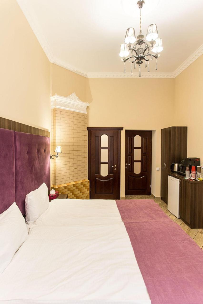 Hotel Baron Одеса Екстериор снимка