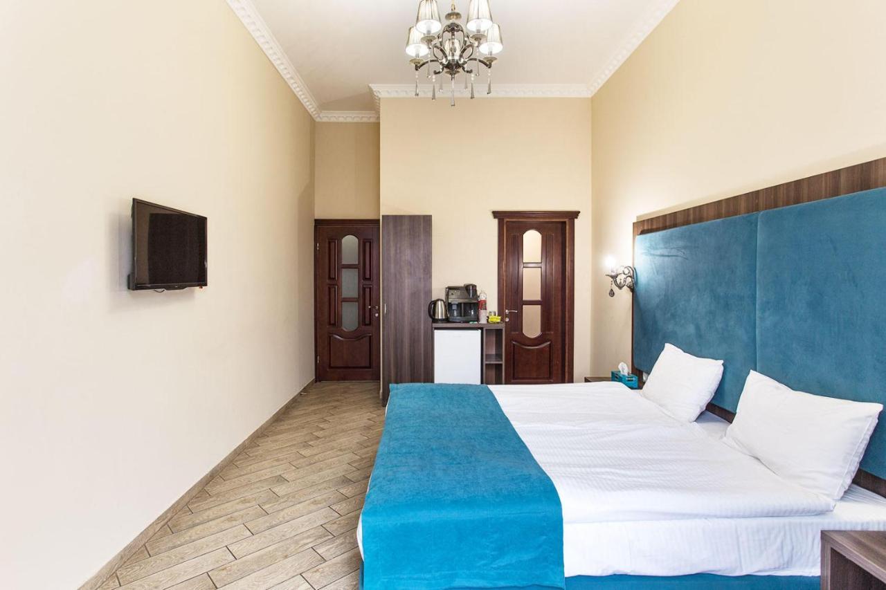 Hotel Baron Одеса Екстериор снимка