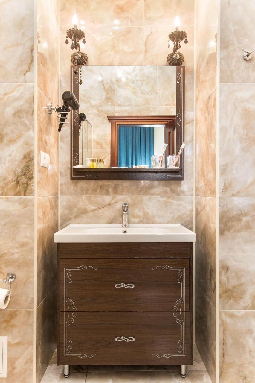 Hotel Baron Одеса Екстериор снимка