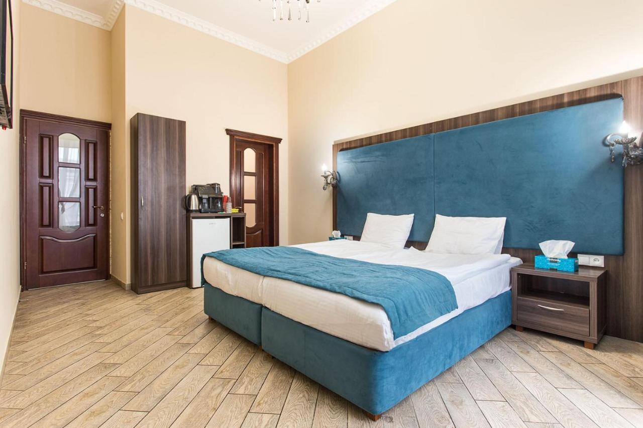 Hotel Baron Одеса Екстериор снимка