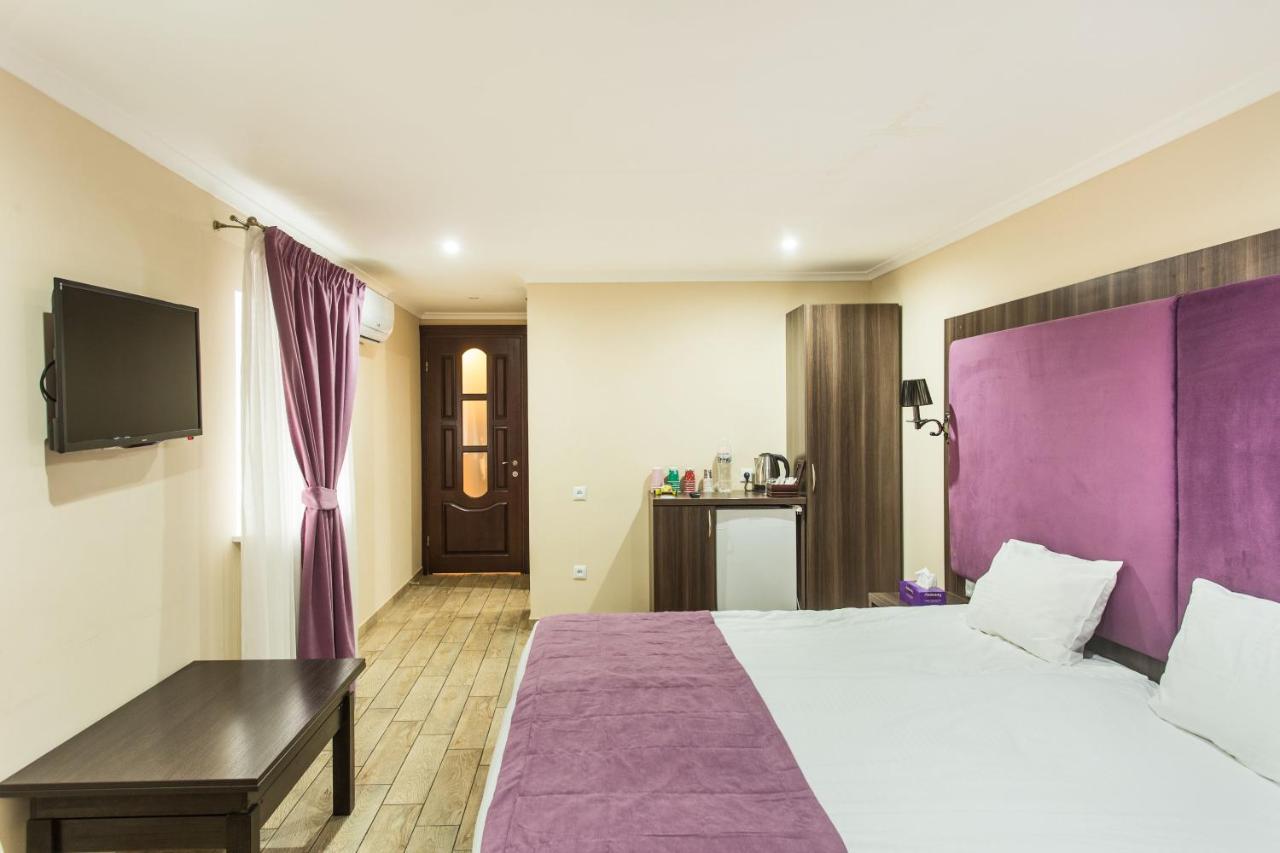 Hotel Baron Одеса Екстериор снимка