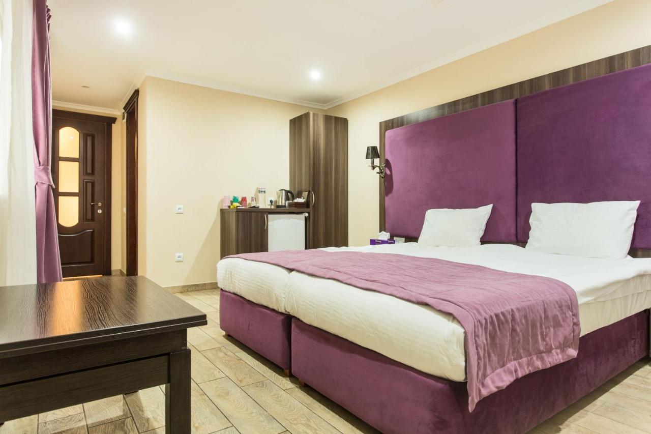 Hotel Baron Одеса Екстериор снимка